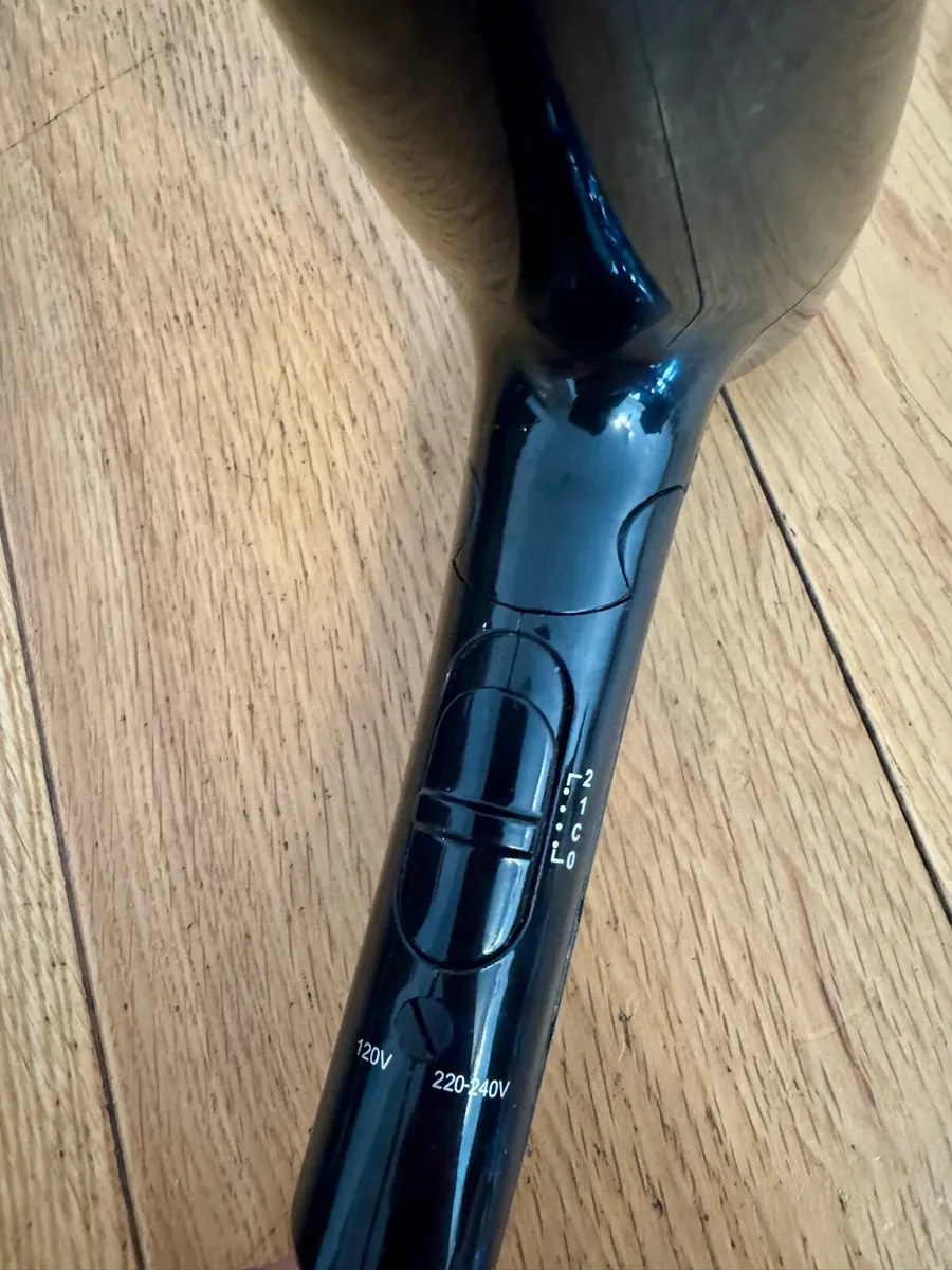 Boots Compact Hairdryer - Image 2