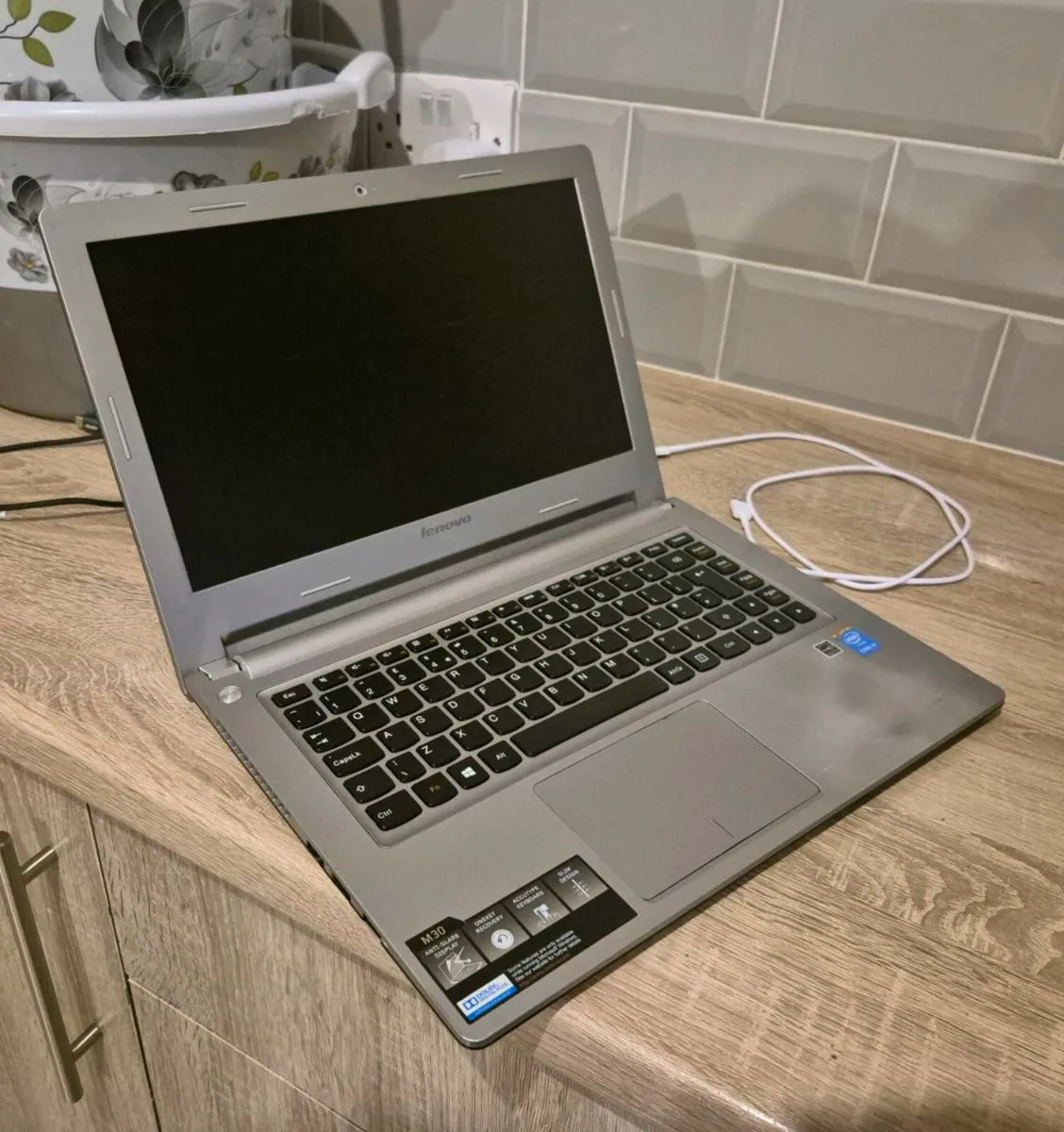 Lenovo Ideapad M30-70, a 13.3-inch not tested part - Image 1