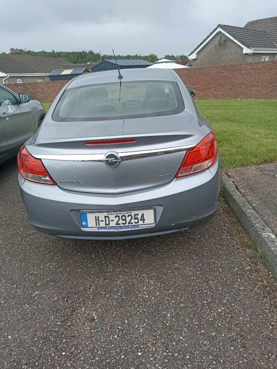 Opel Insignia - Image 1