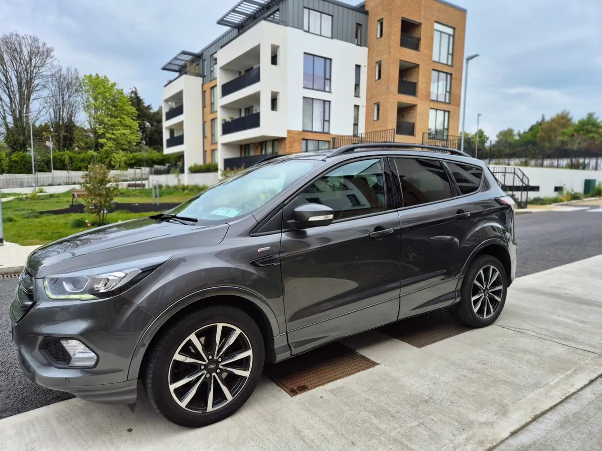 Ford Kuga 2017 - Image 4