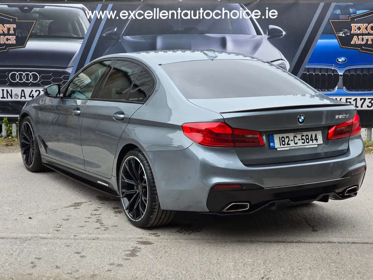 BMW 5-Series 2018 M-SPORT WITH PERFORMACE STONEBLU - Image 3