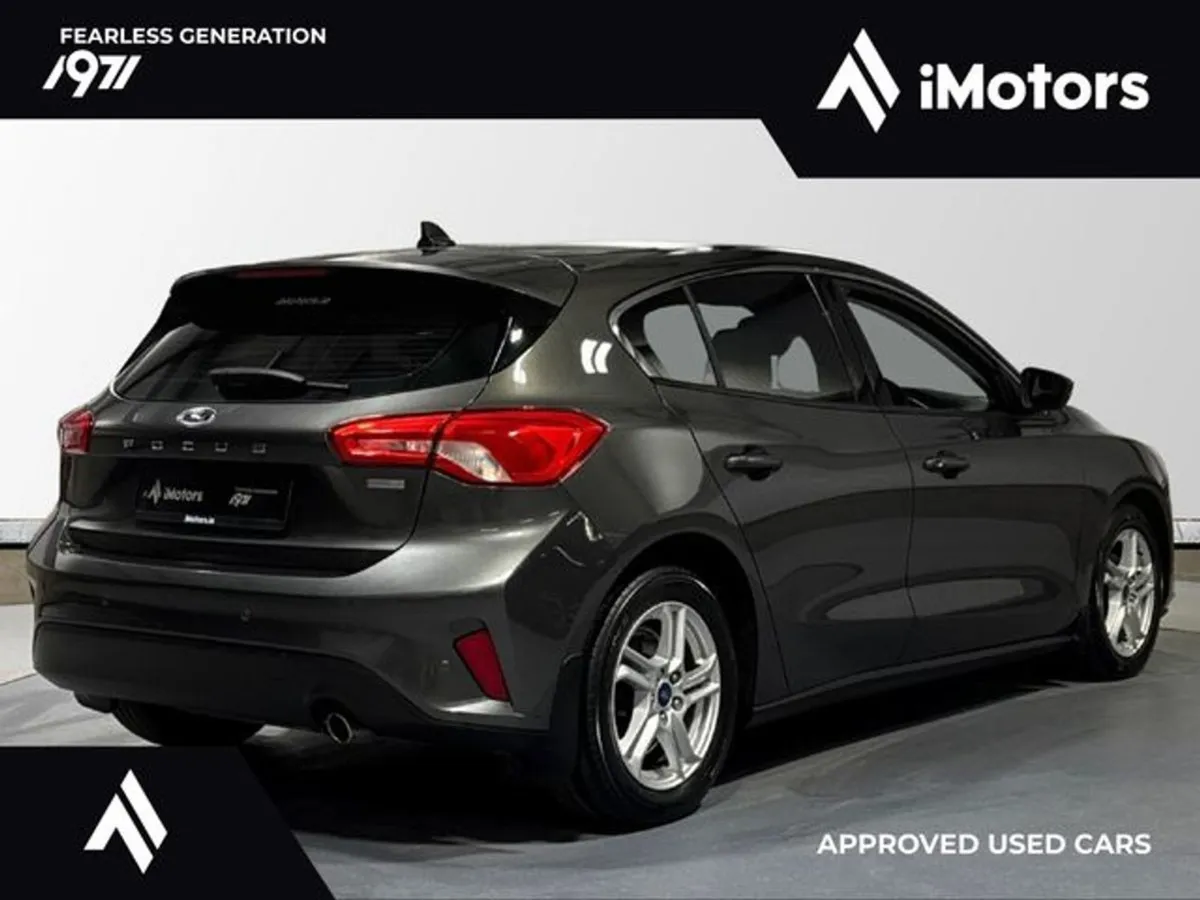 Ford Focus Zetec 5DR 1.5tdci 125PS 6spd 4 - Image 3