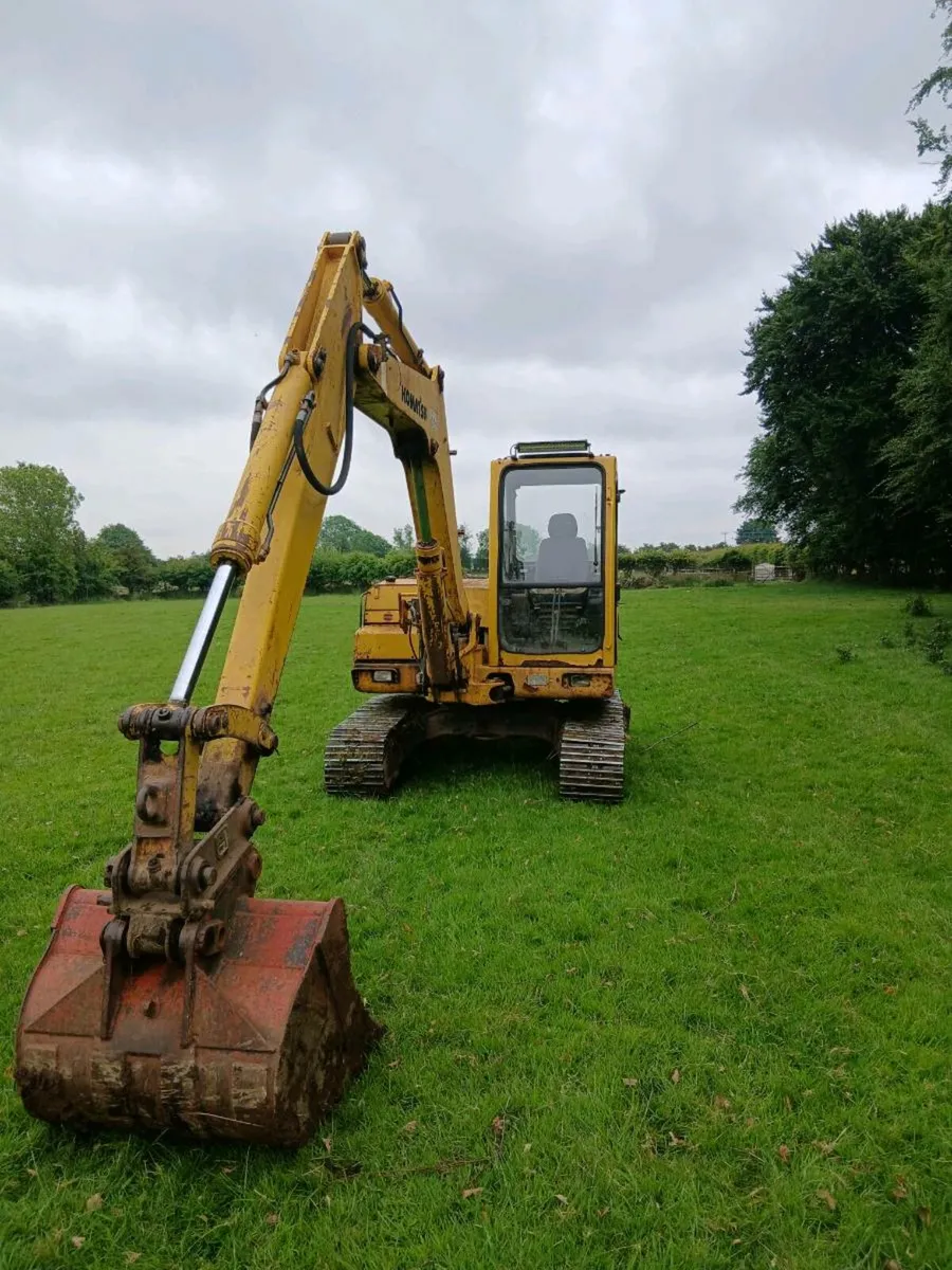 Komatsu digger - Image 2