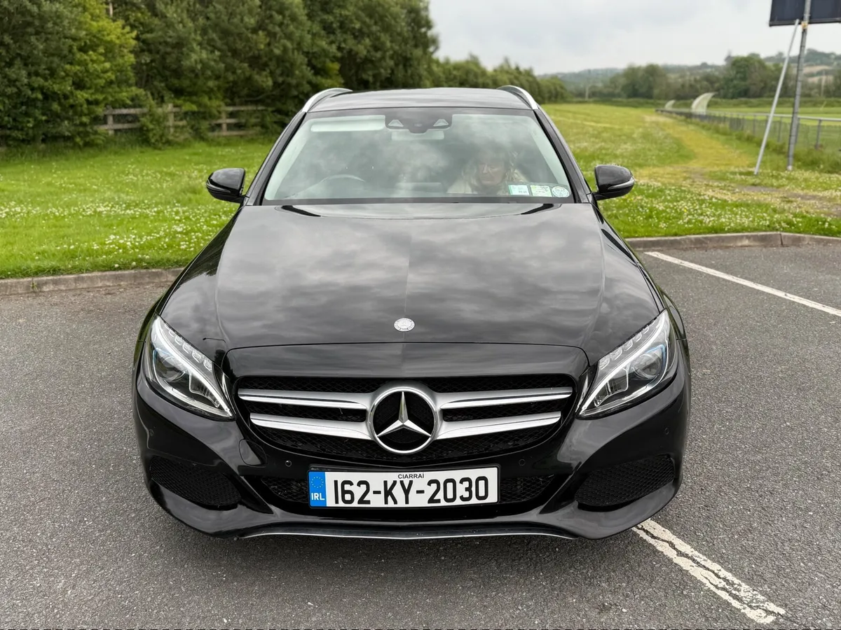 Mercedes-Benz C-Class 2016 - Image 2