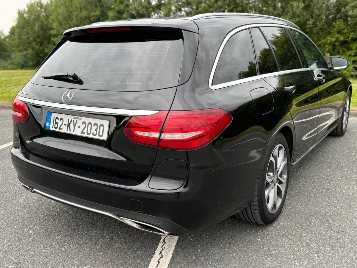 Mercedes-Benz C-Class 2016 - Image 3