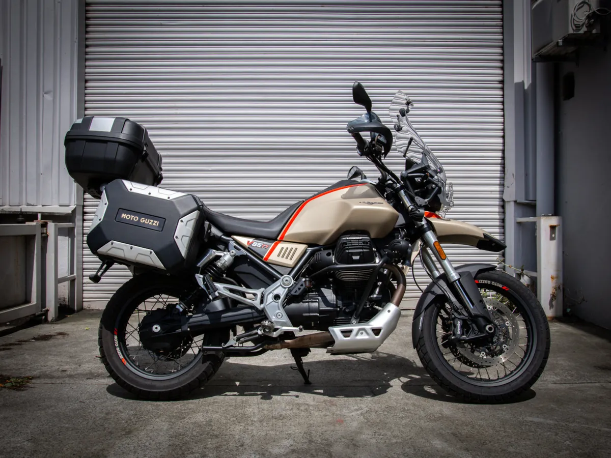 Moto Guzzi V85TT Travel 2021 - Image 1