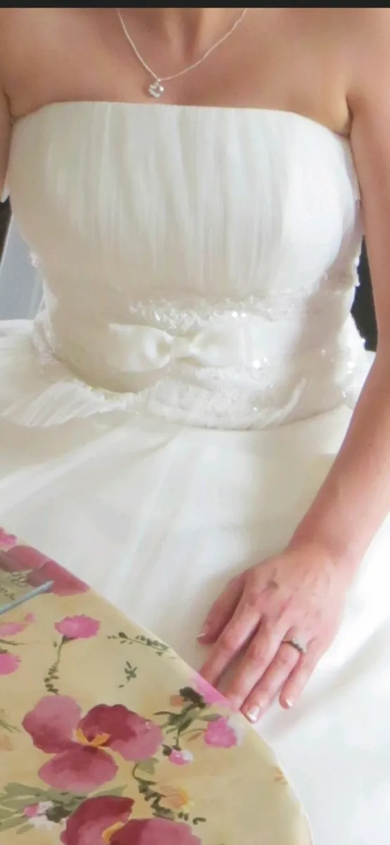 Wedding dress - Image 4