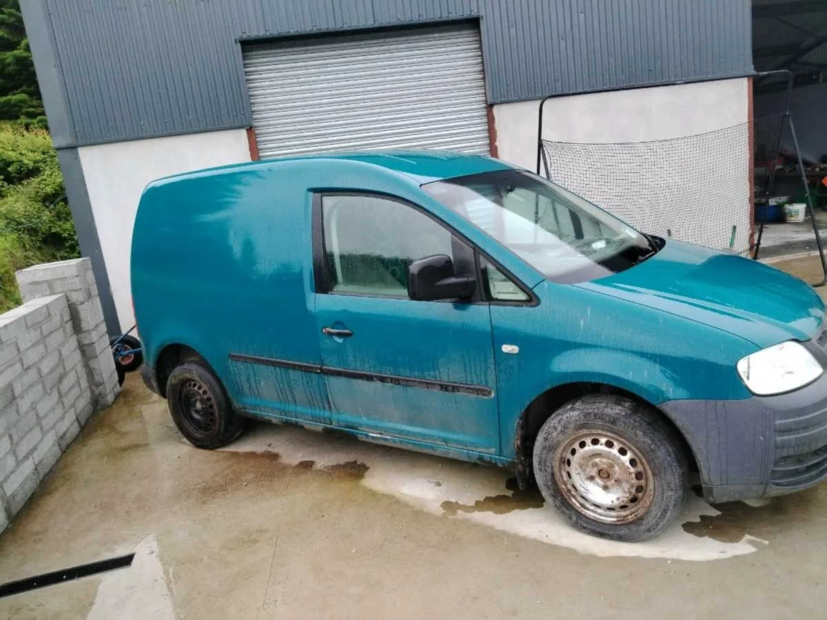 Caddy van and alloys - Image 1