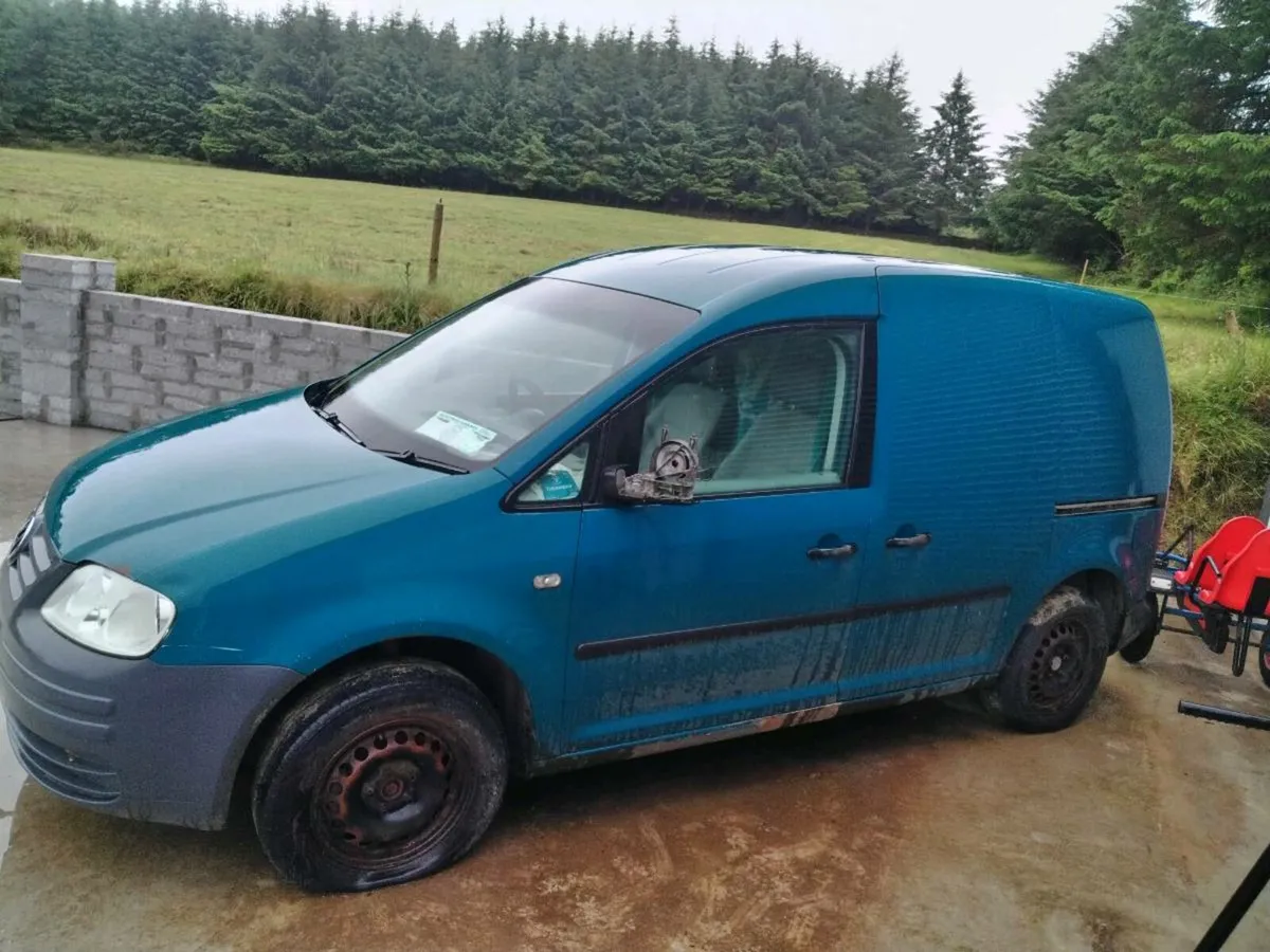 Caddy van and alloys - Image 4