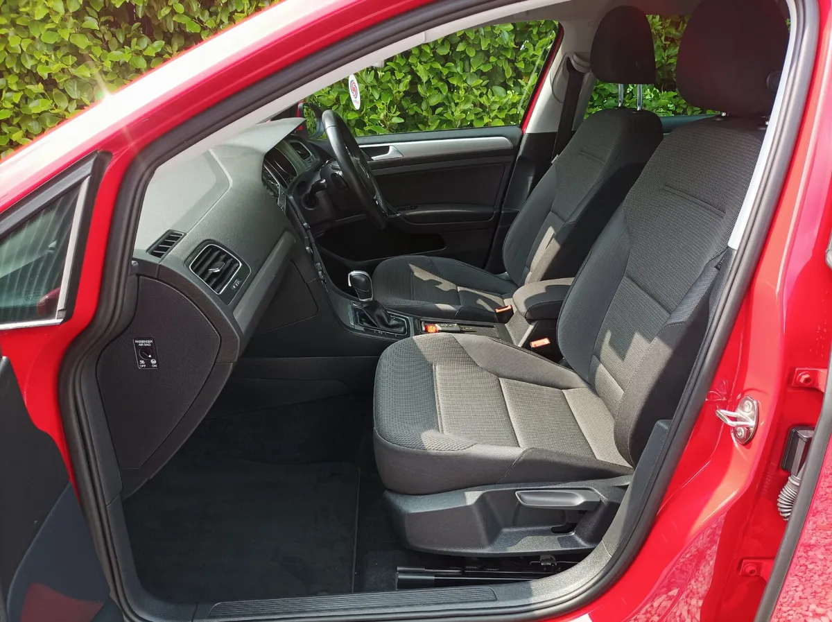 VW GOLF 1.2 TSI AUTO COMFORT PLUS 2016 - Image 2