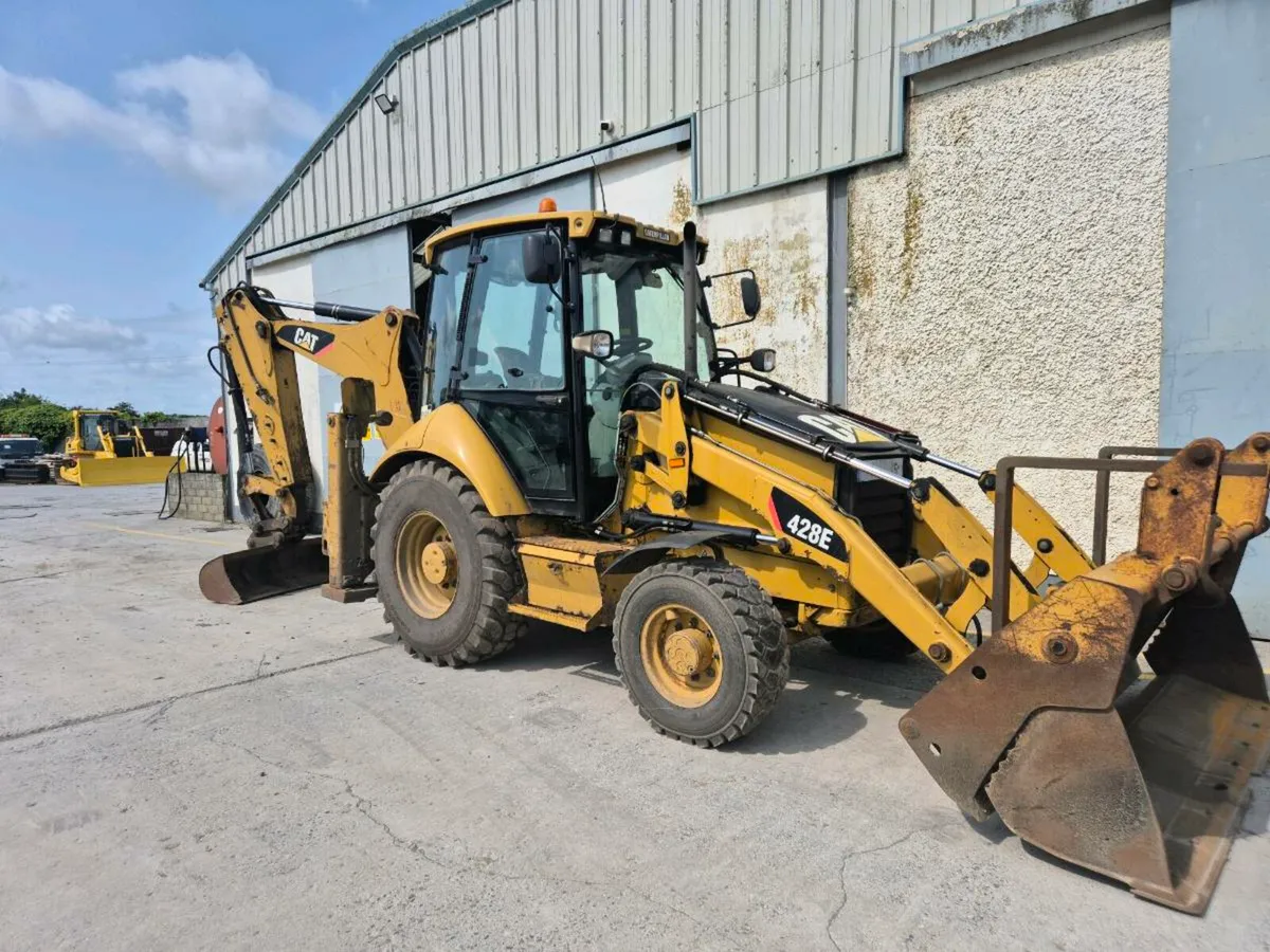 Backhoe loader - Image 1