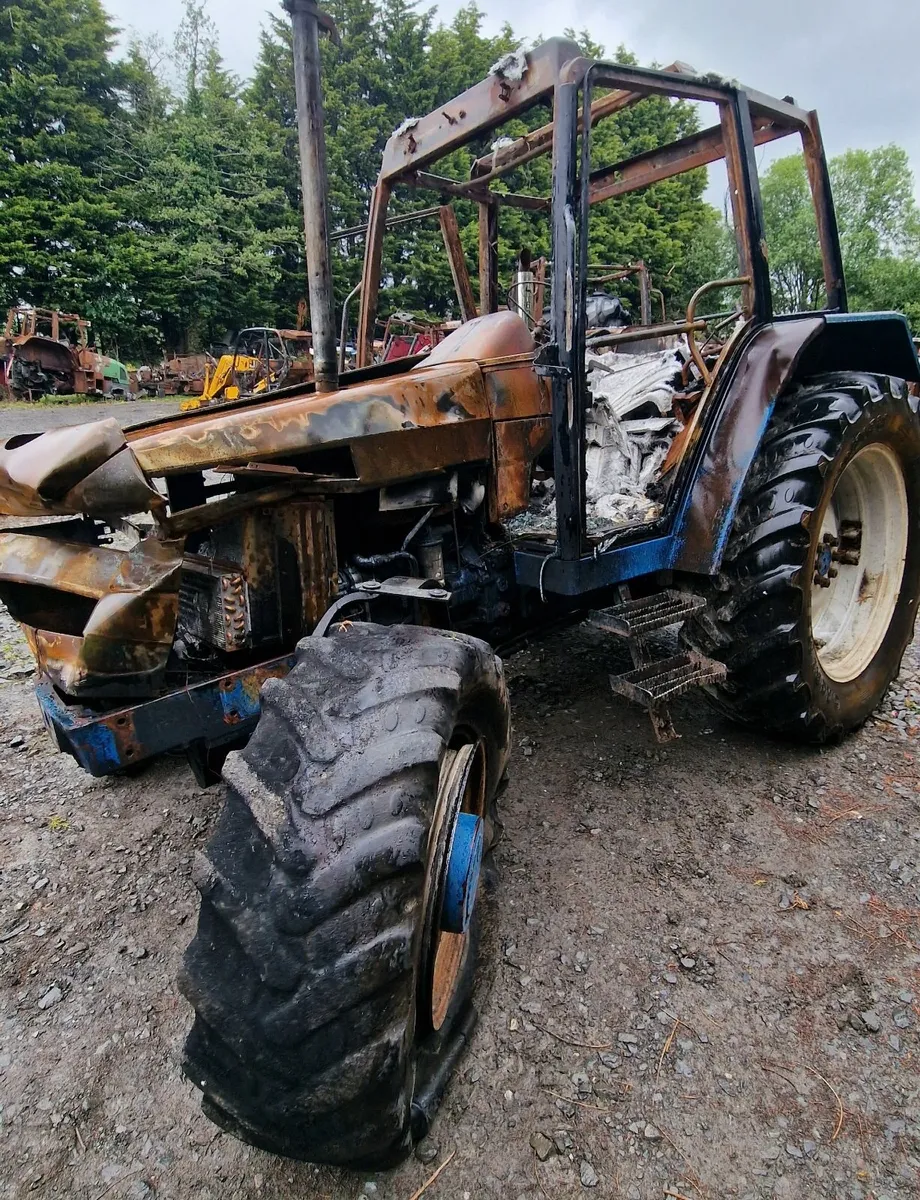 New Holland - Image 2