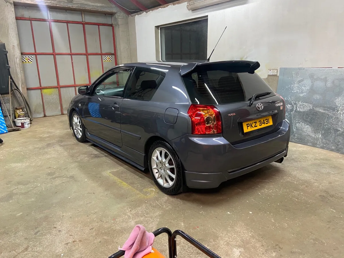 Toyota t sport - Image 3