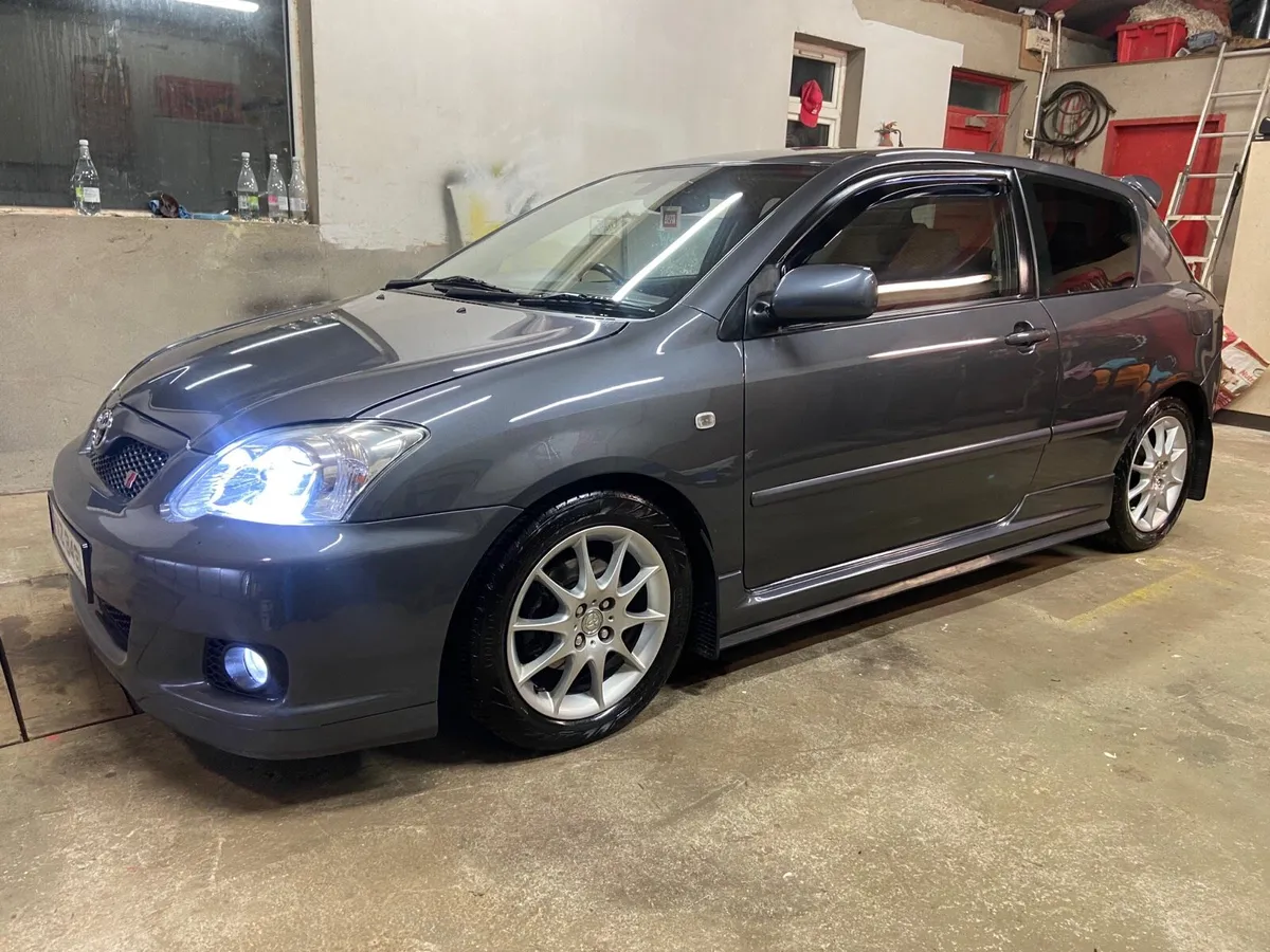 Toyota t sport - Image 4