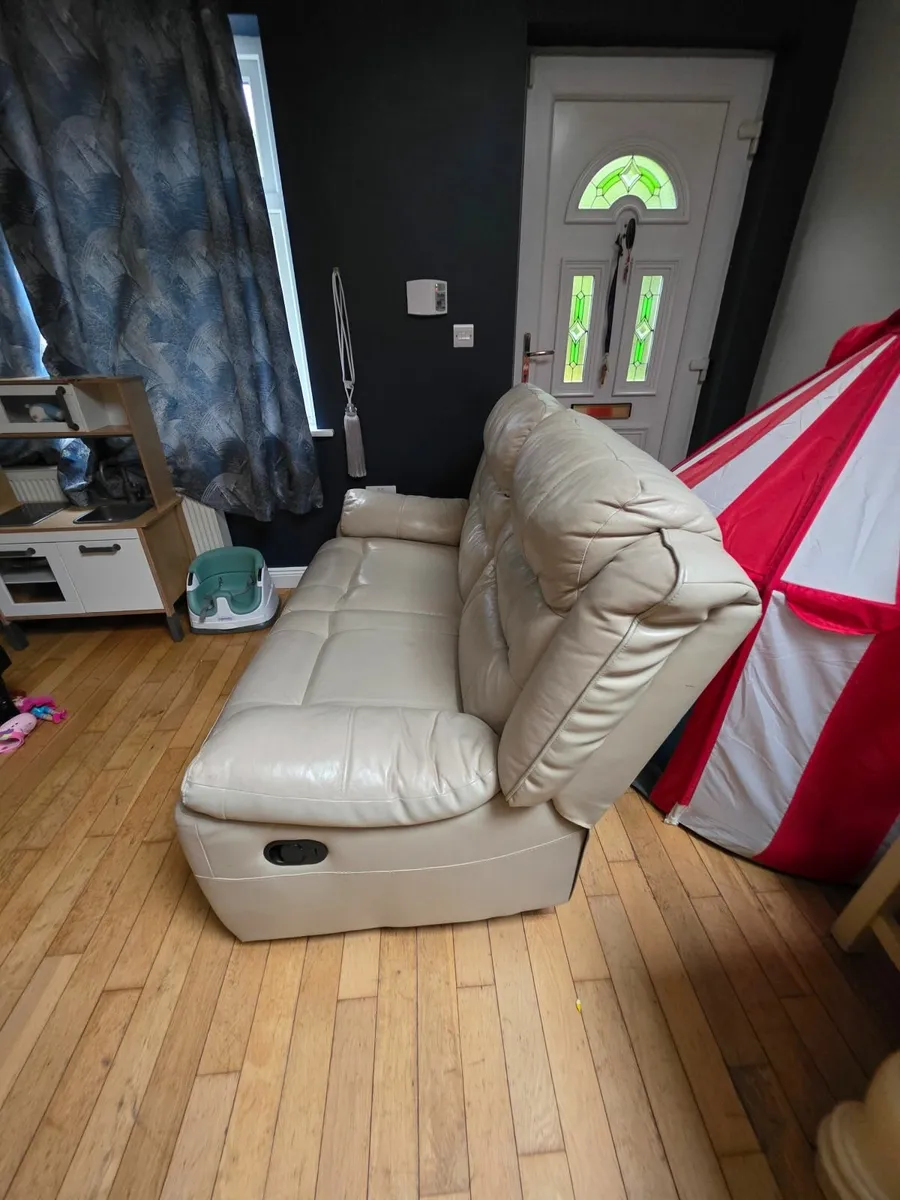 Sofa - Image 4