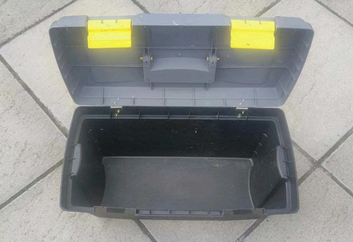 Tool box - Image 2
