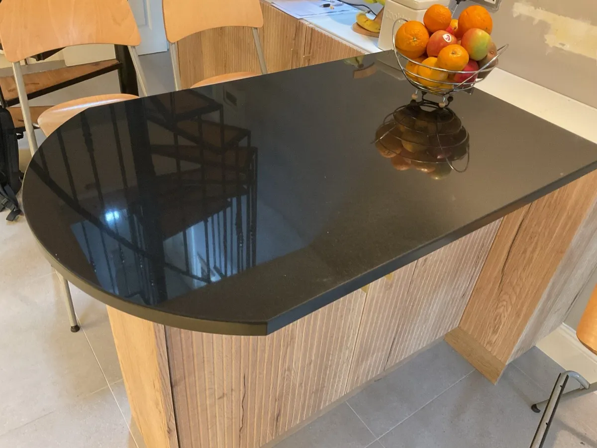 Granite worktop - Image 1