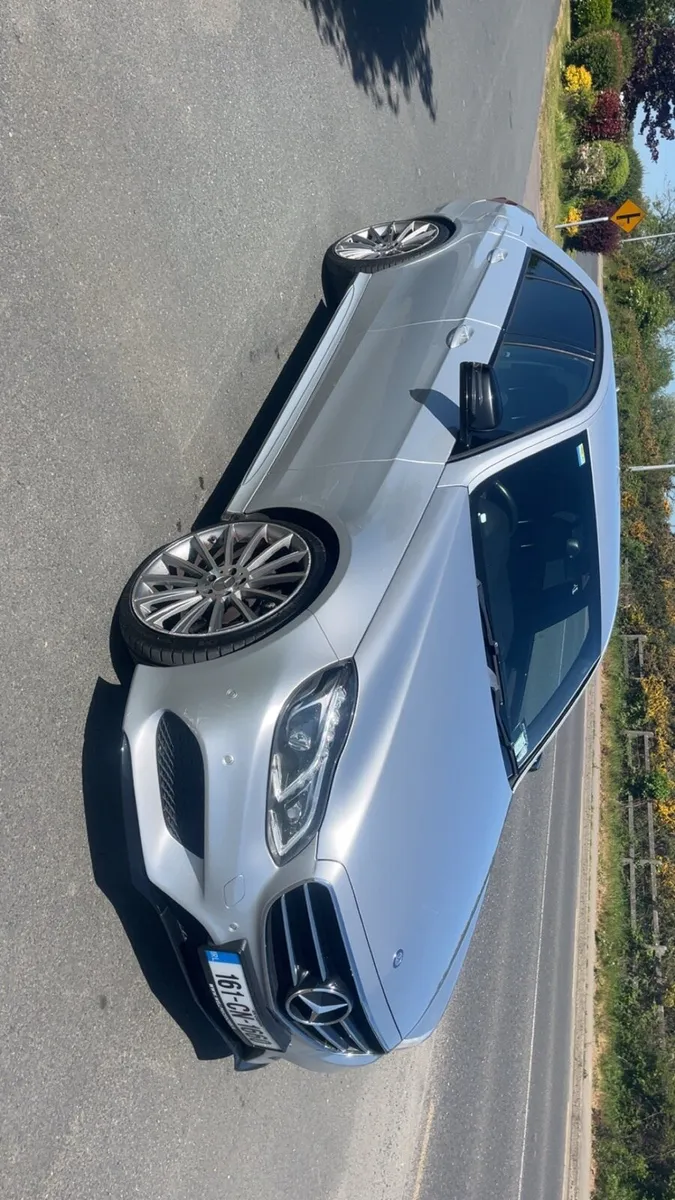 Mercedes e220 amg night edition - Image 1