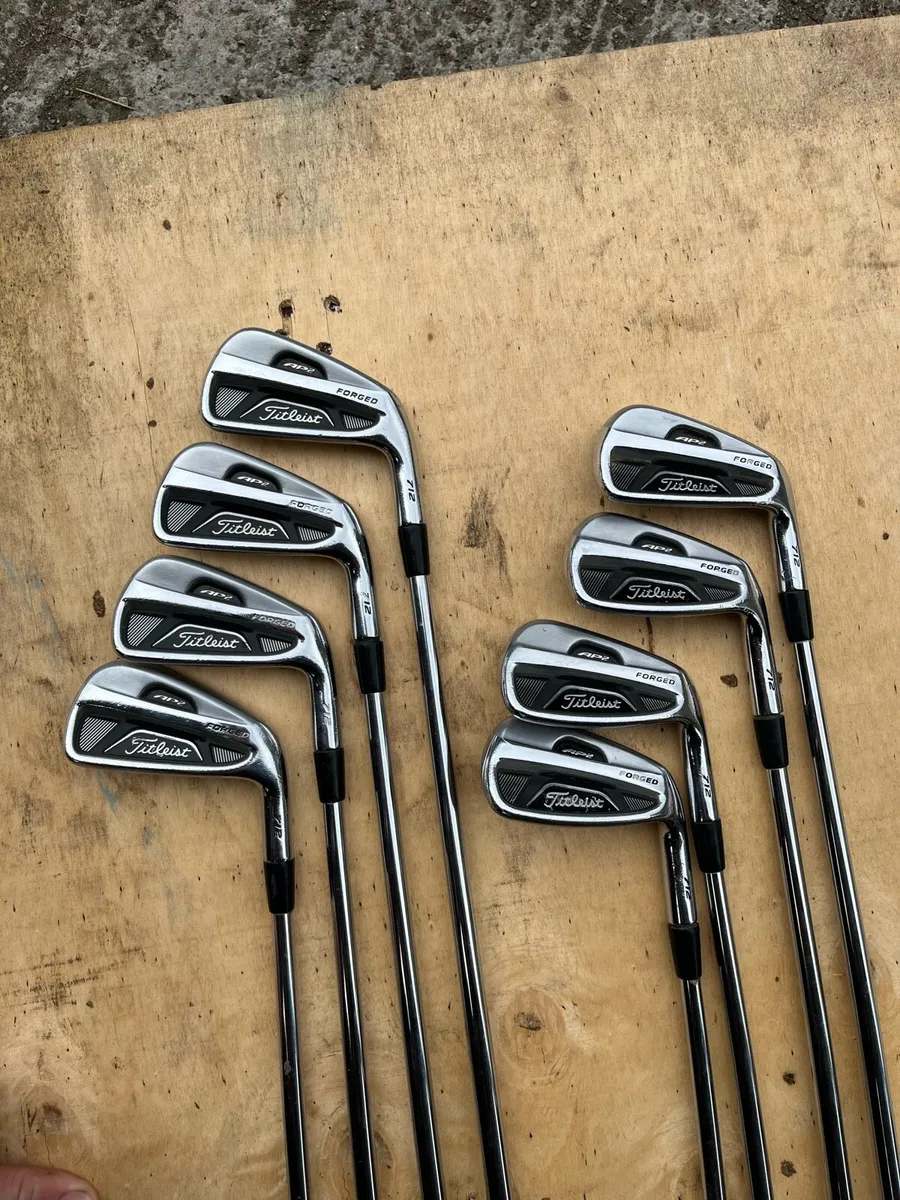 Titleist AP2 iron set - Image 1