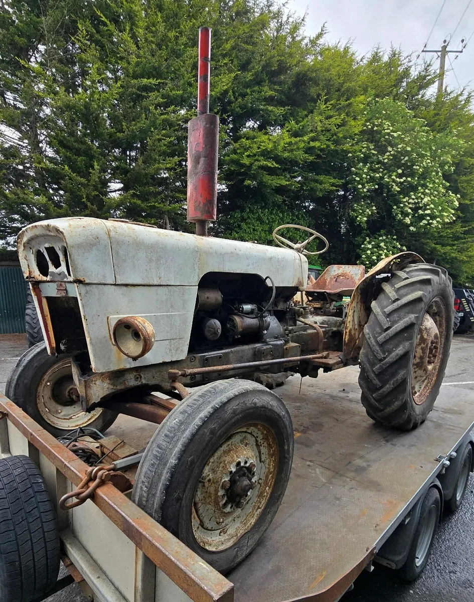 David Brown 770 - Image 1