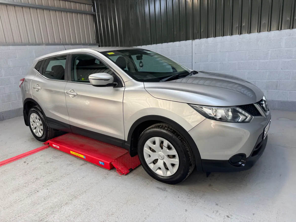 152 NISSAN QASHQAI   4x4 ! - Image 2