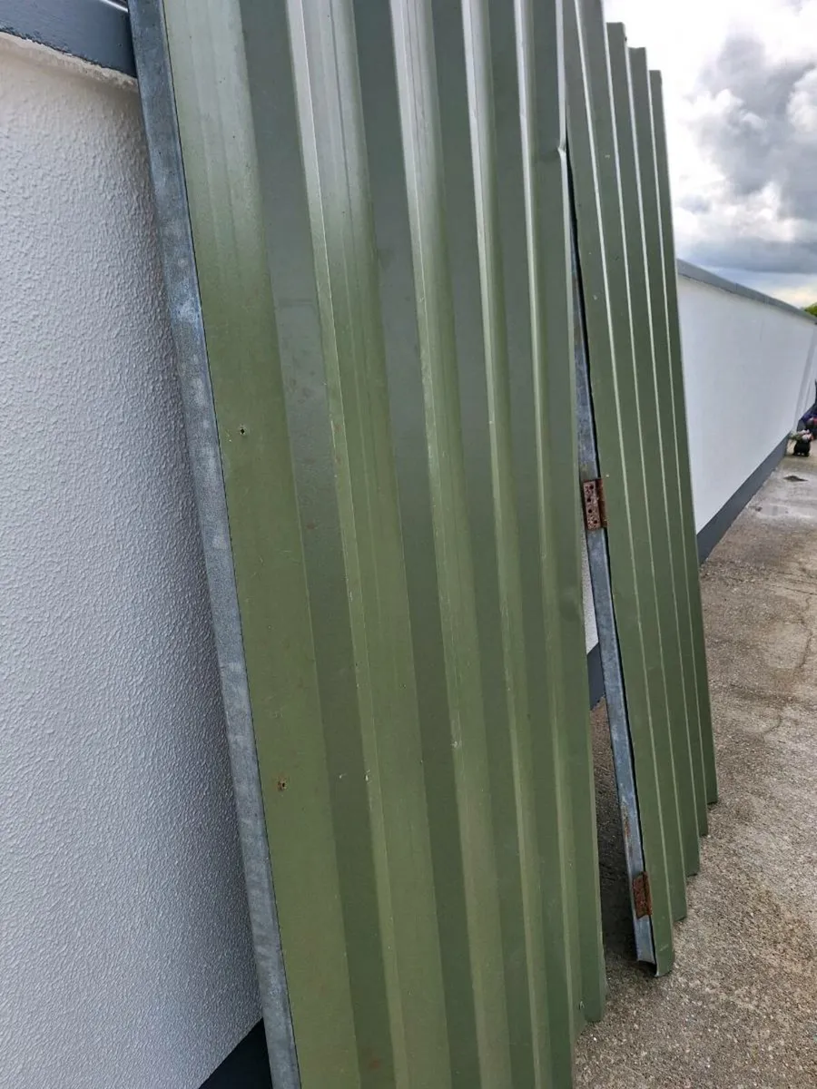 Steel garage doors - Image 4