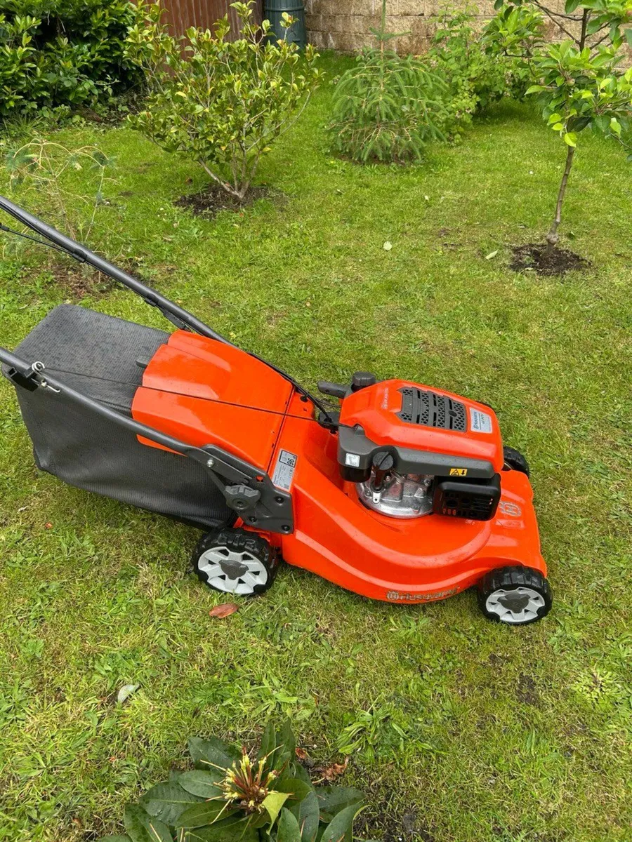 Husqvarna LC 347V lawnmower - Image 3