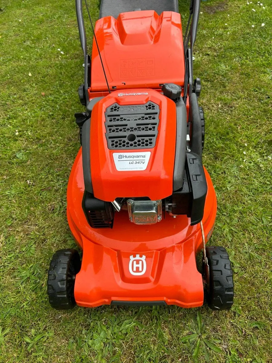 Husqvarna LC 347V lawnmower - Image 4