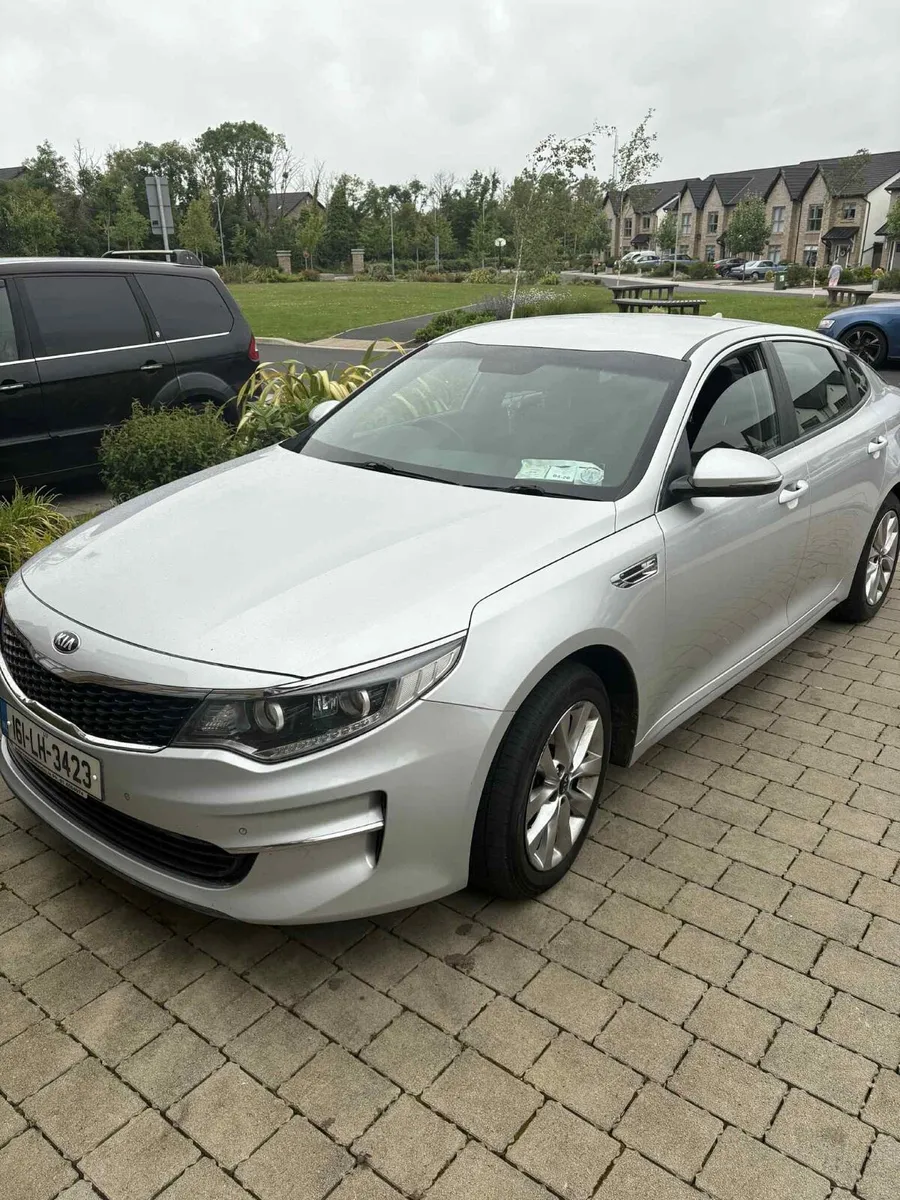 Kia Optima Platinum 2016 Nct and tax - Image 2