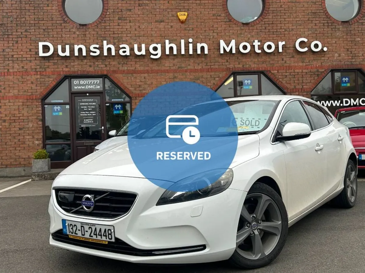 Volvo V40 T2 Auto Petrol  low KMS High Spec