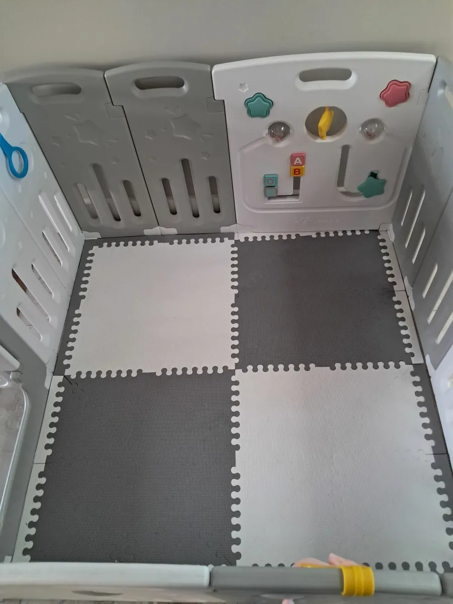 Playpen - Image 2