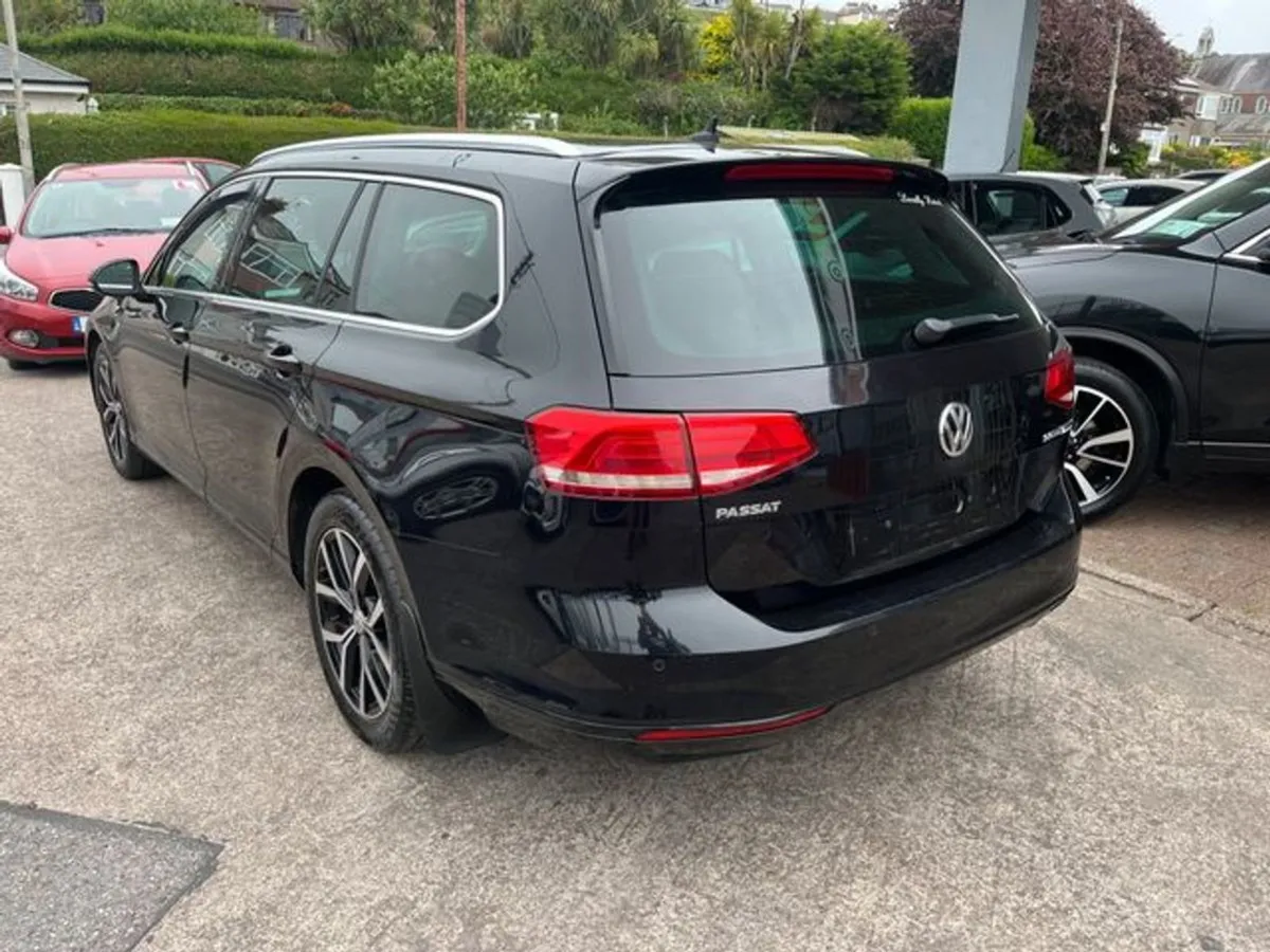 Volkswagen Passat 2.0 TDI SE Business BMT 150PS 5 - Image 4