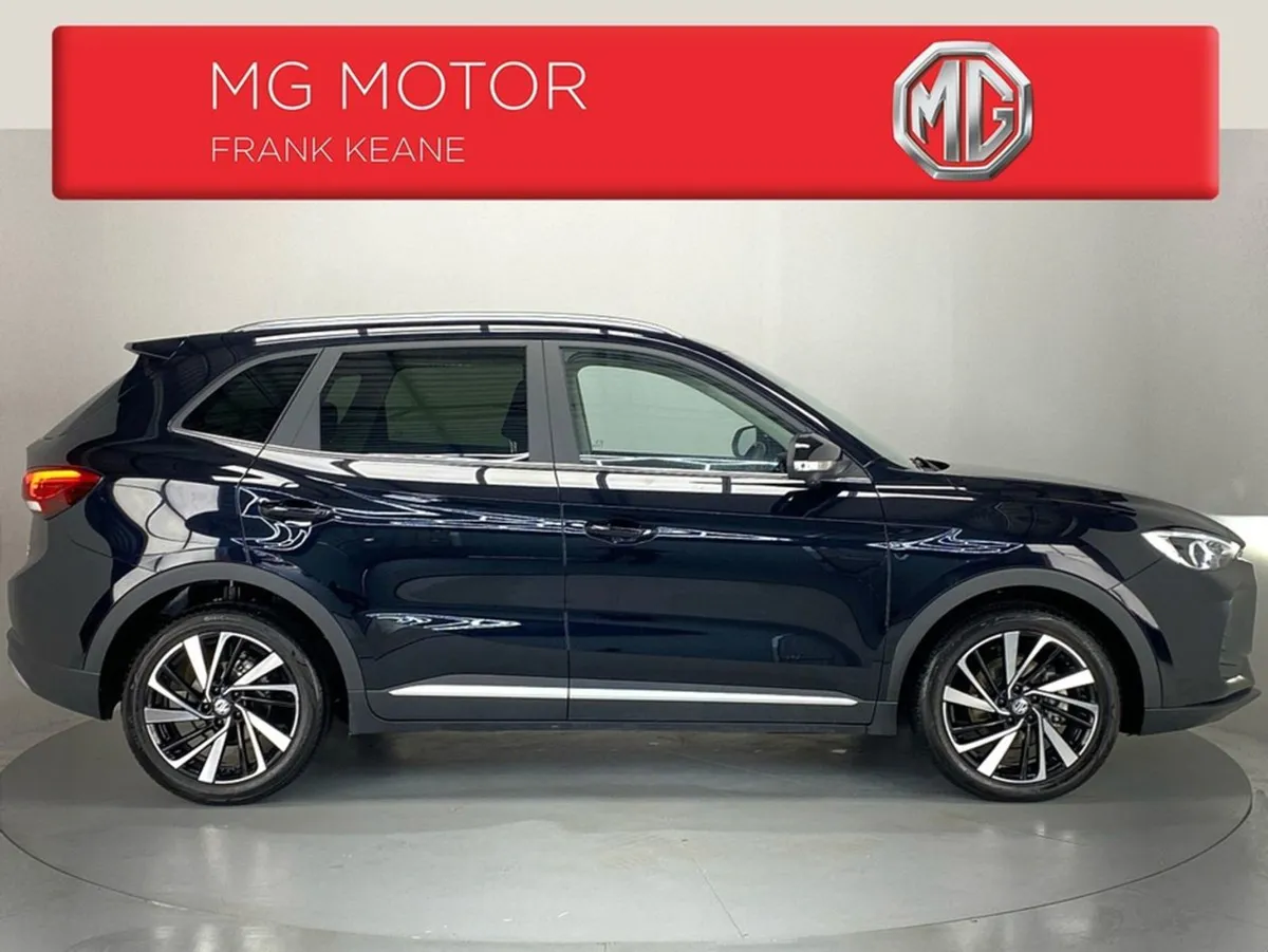 MG ZS Ex-demo ZS Exclusive HEV  full Black Leathe - Image 3