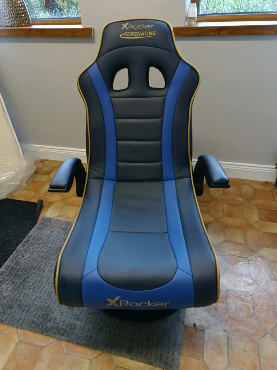 Gaming Chair - Image 1