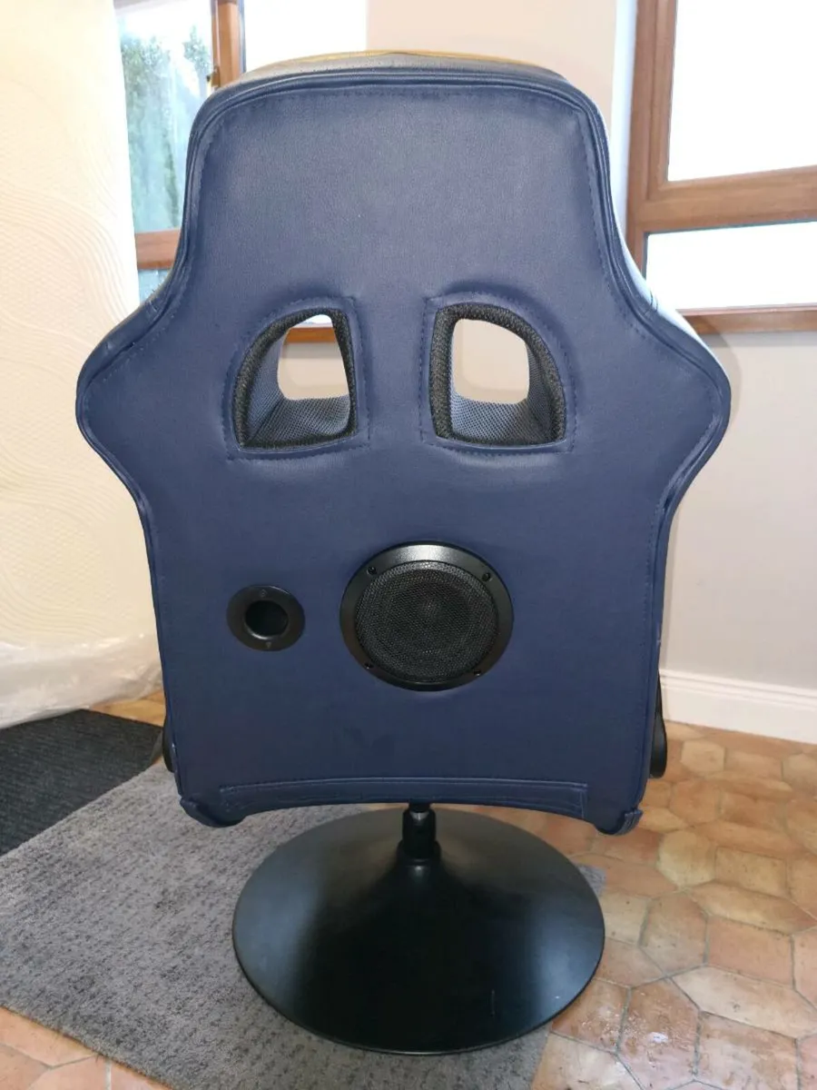 Gaming Chair - Image 3