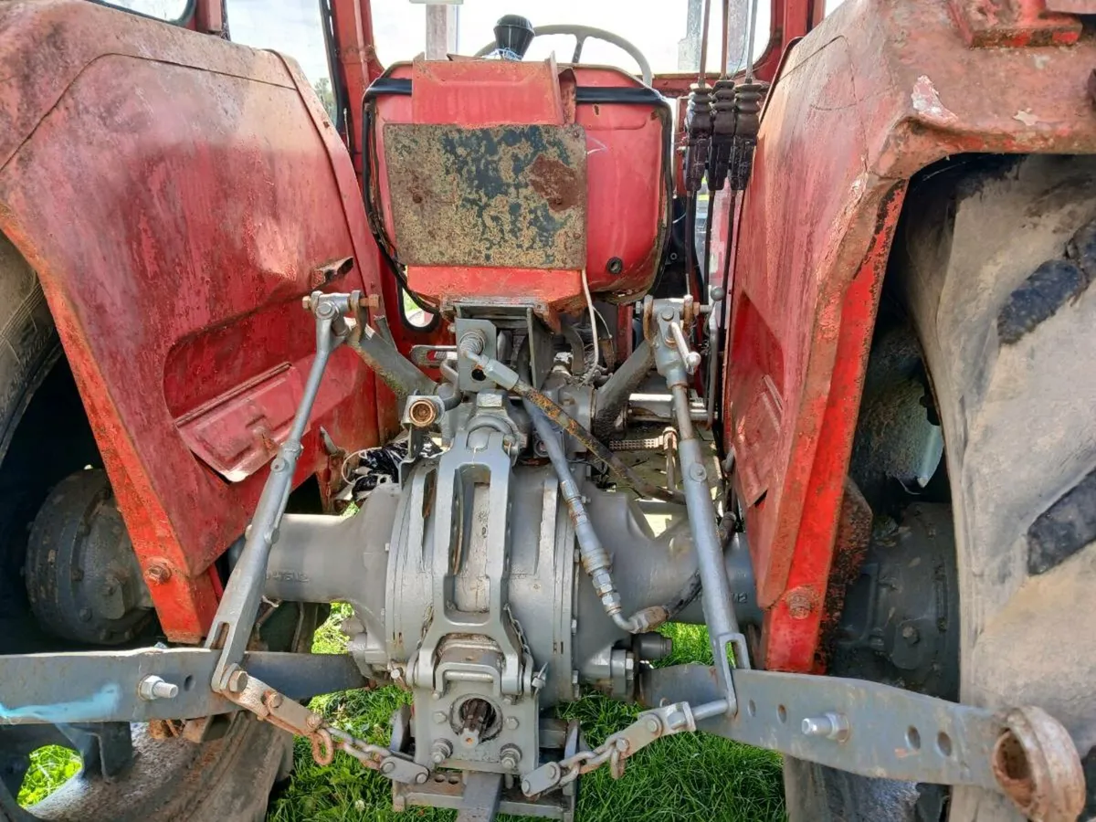 Massey Ferguson 165 And Cattle Trailer - Image 4