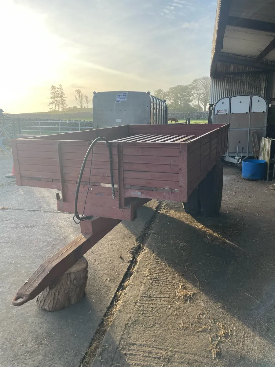 Tractor Tipping Trailer - Image 2
