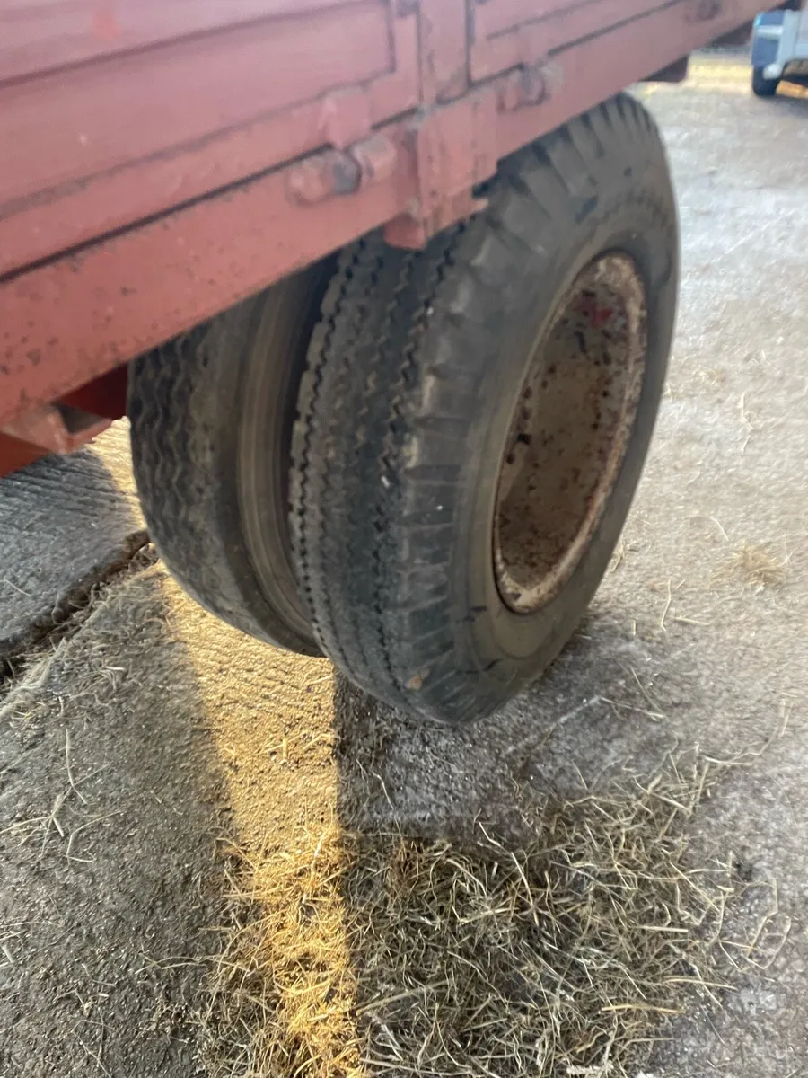 Tractor Tipping Trailer - Image 3