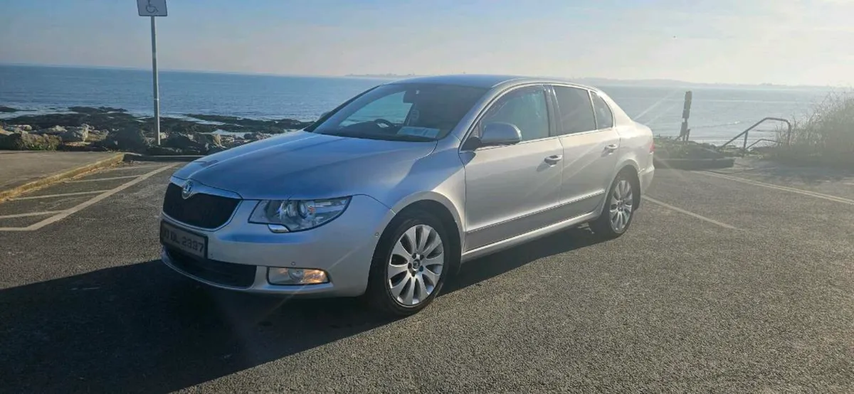 Skoda Superb 1.9tdi  2010 - Image 1