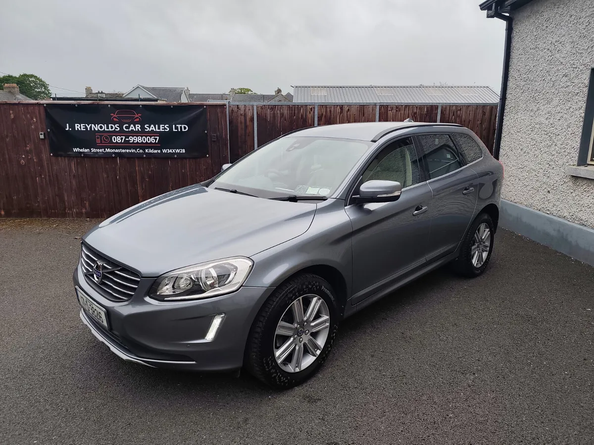 Volvo XC60 2017 auto low km Irish car from new - Image 2