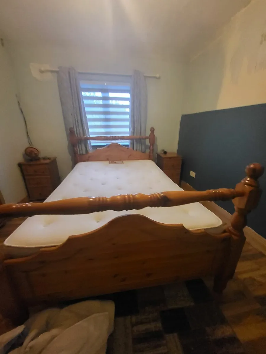 Bed - Image 2