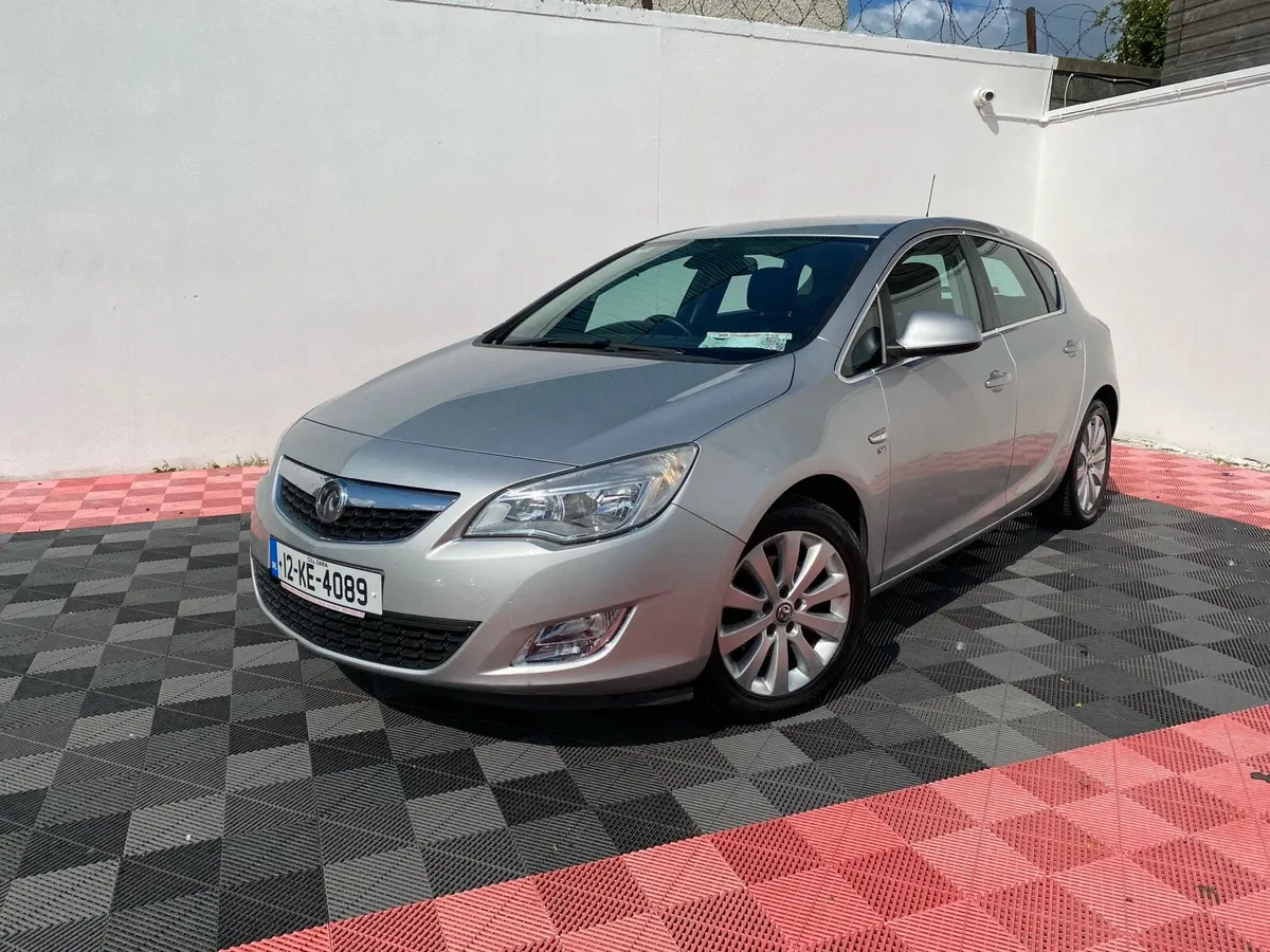 12 Opel Astra 1.7cdti Nct low kms - Image 2