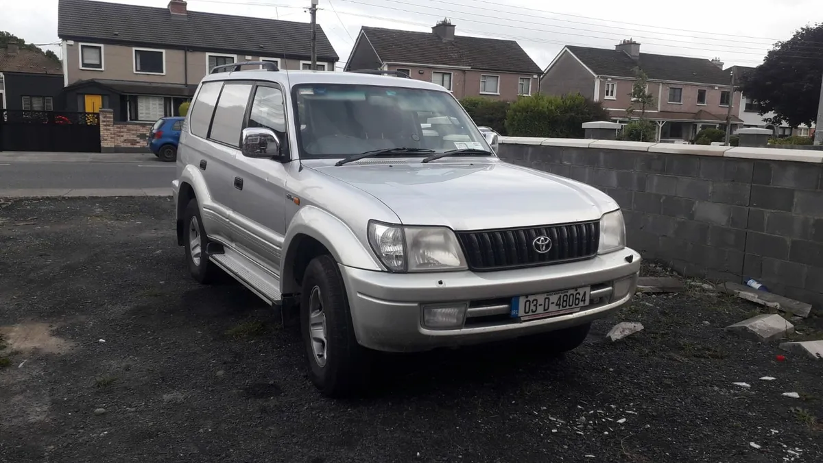 Toyota landcruiser - Image 2