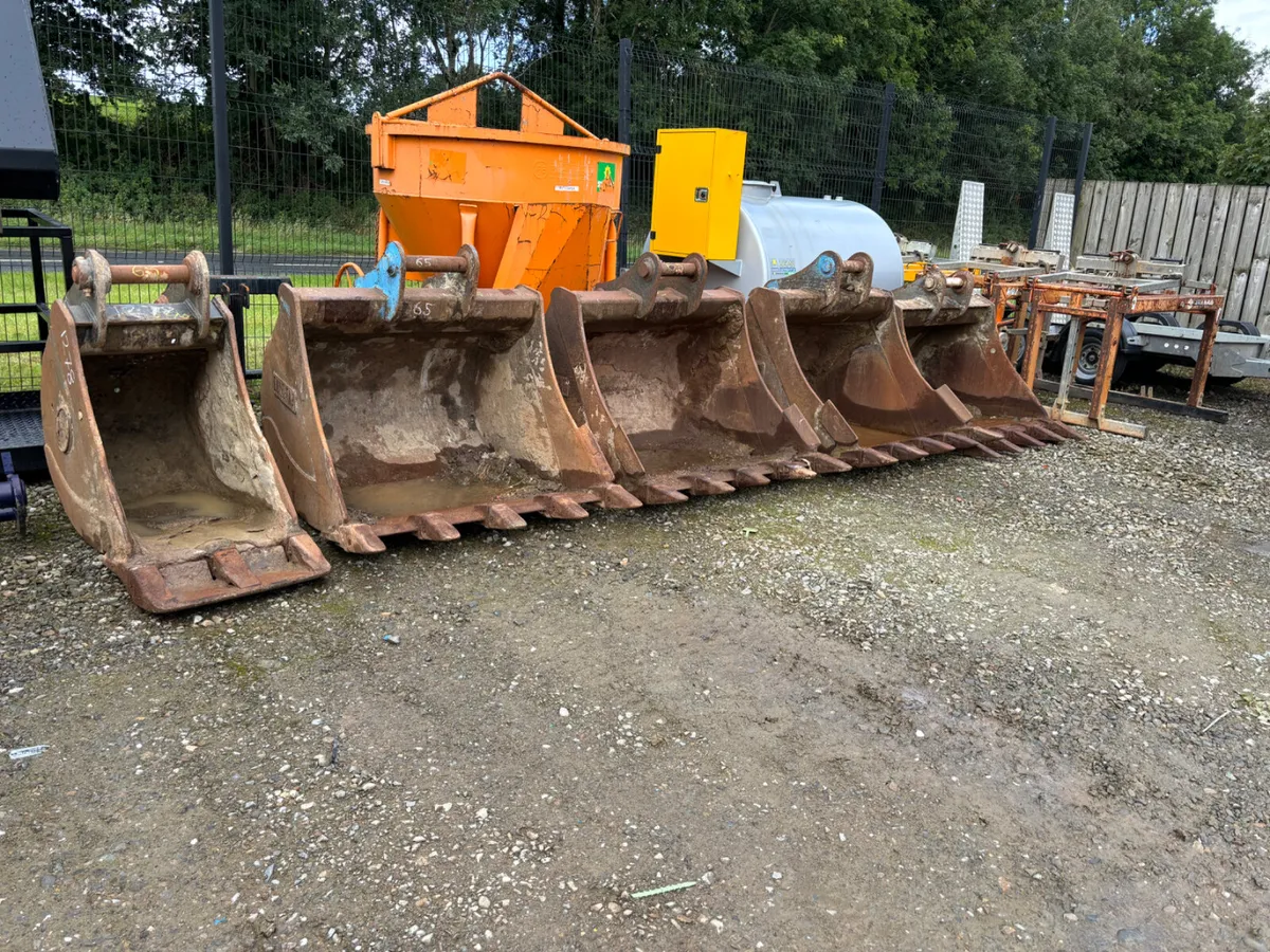 Used 13 & 20 Ton Excavator Buckets - Image 3