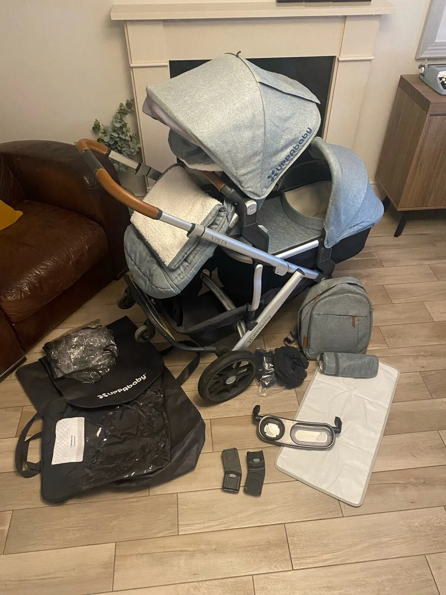 Uppababy Vista stroller & bassinet - Image 1