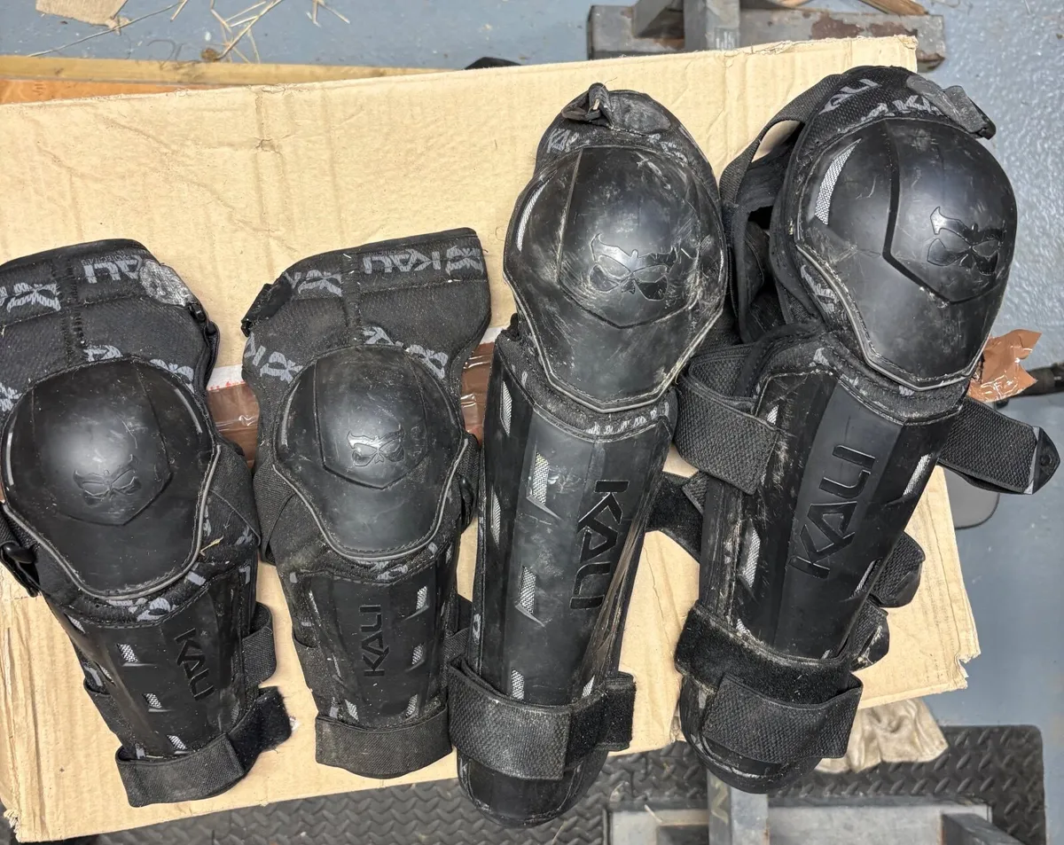 MTB knee and elbow pads