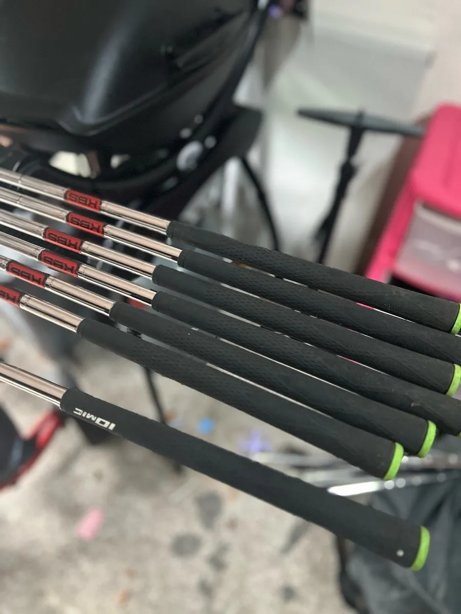 Taylormade Tour Preferred CB iron - Image 3