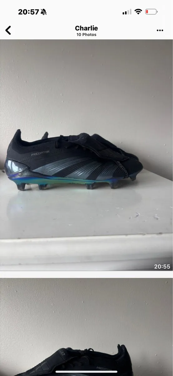 Football boots - Image 1