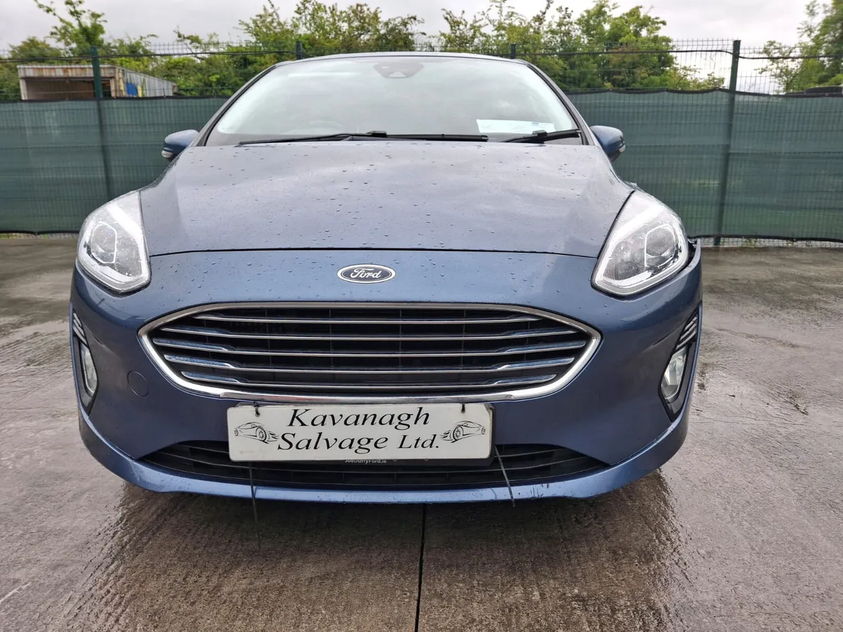 202 Ford fiesta light damage - Image 2