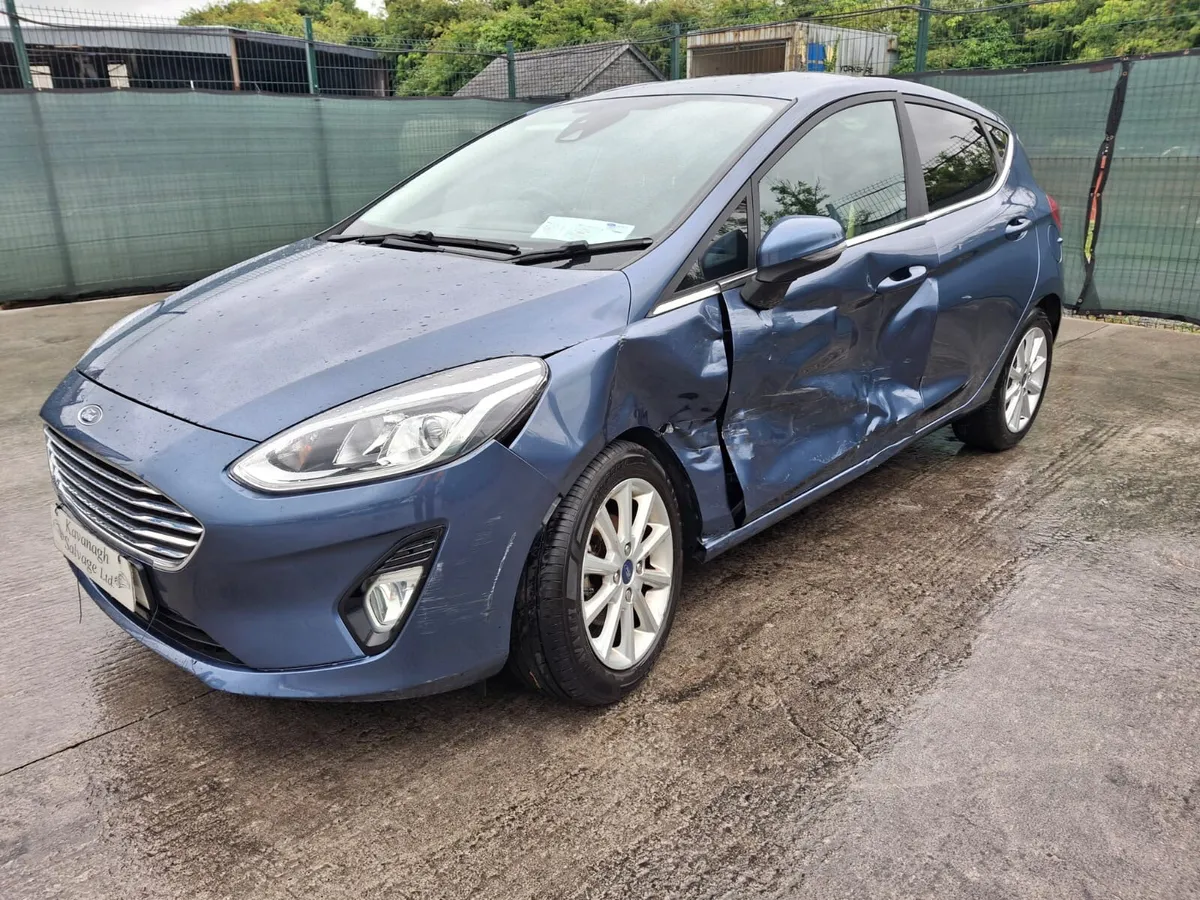 202 Ford fiesta light damage - Image 4